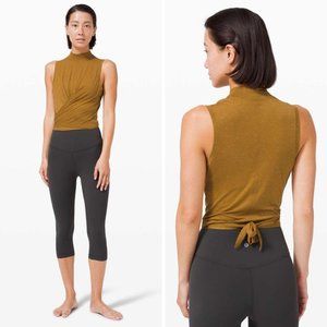 Lululemon Time to Restore Mock Neck Tank Spiced Bronze / White Size Small